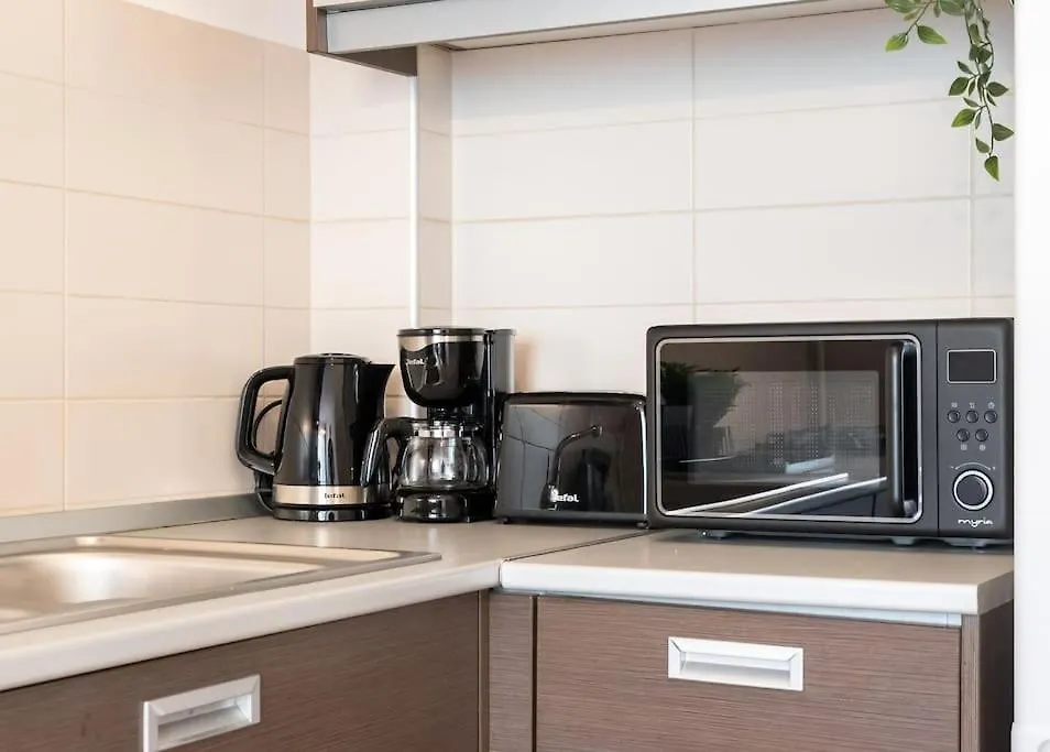 Apartment Vivando - Bright 1Br - Green View Balcony - Parking Bucharest Romania