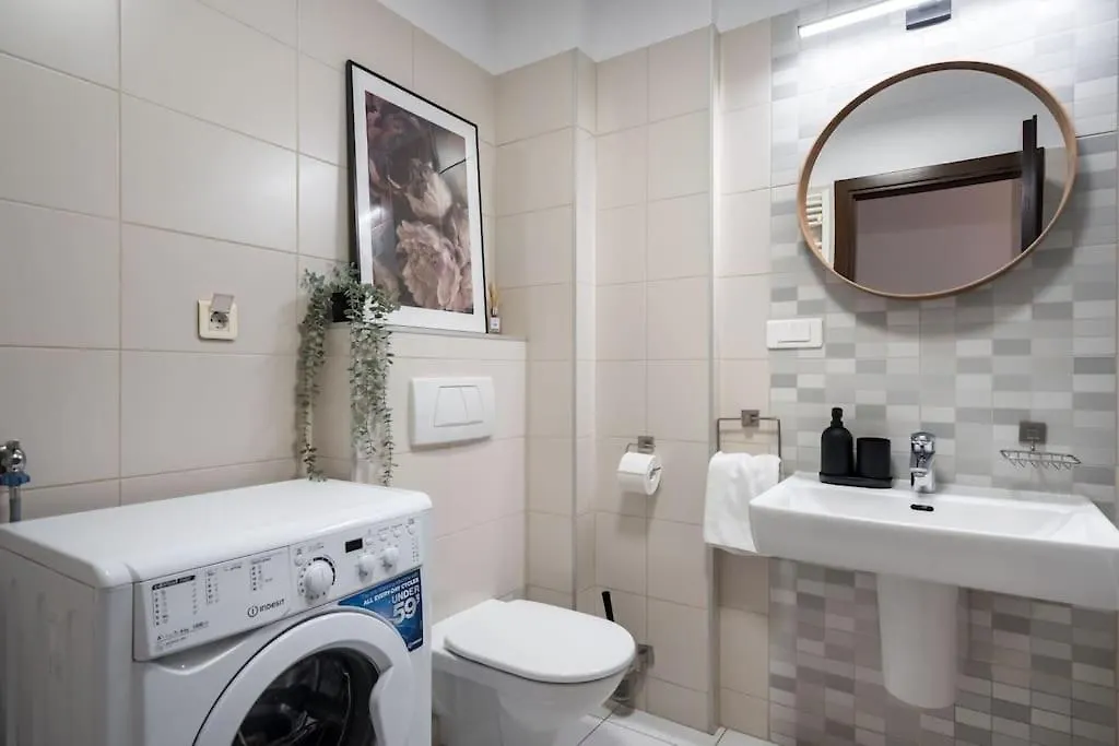 Vivando - Bright 1Br - Green View Balcony - Parking Bucharest