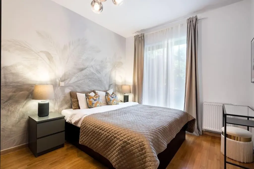 Apartment Vivando - Bright 1Br - Green View Balcony - Parking Bucharest